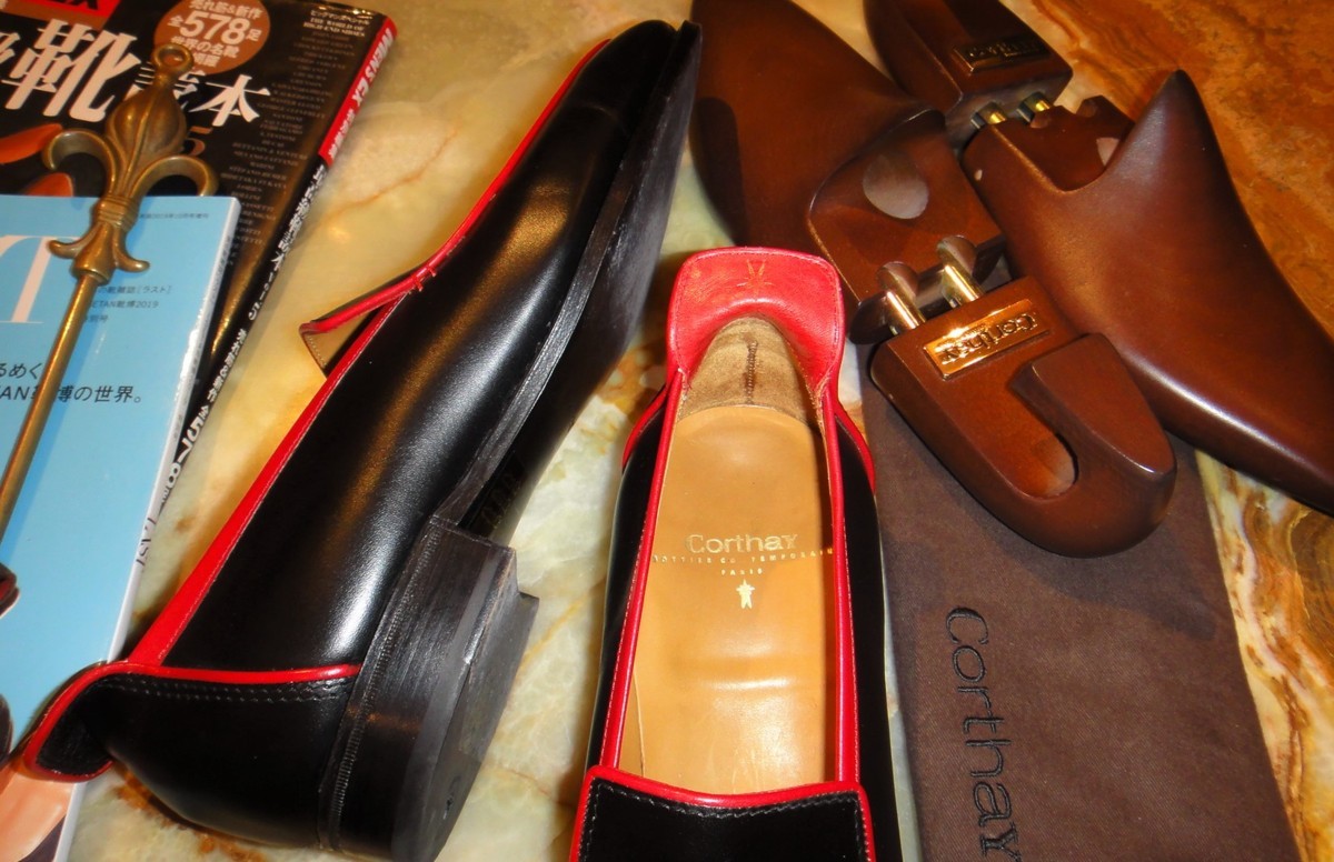 コルテ CORTHAY】黒×赤コンビUチップローファー 8 {sold out thanks 