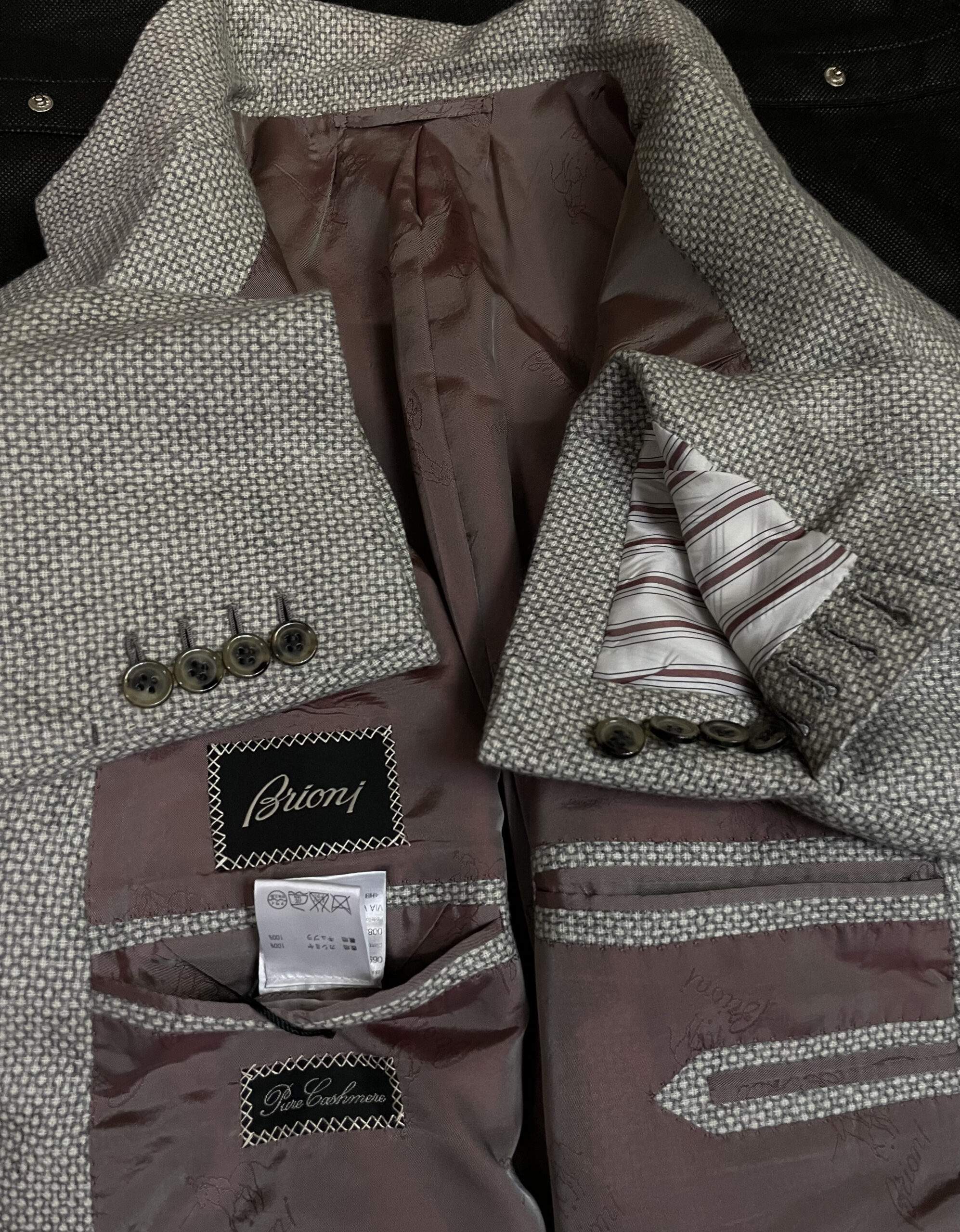 【ブリオーニ Brioni】合い物カシミヤ100%ジャガード織りジャケット 58 薄灰色