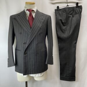 【LIVERANO & LIVERANO リベラーノ】ビスポーク注文服 合い物ウール ダブルスーツ グレー色 42~44位{sold out thanks!}