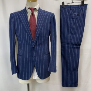 【Cesare Attolini アットリーニ】頂上ナポリ仕立て 春夏向け ストライプ柄ネイビースーツ 44 青紺色