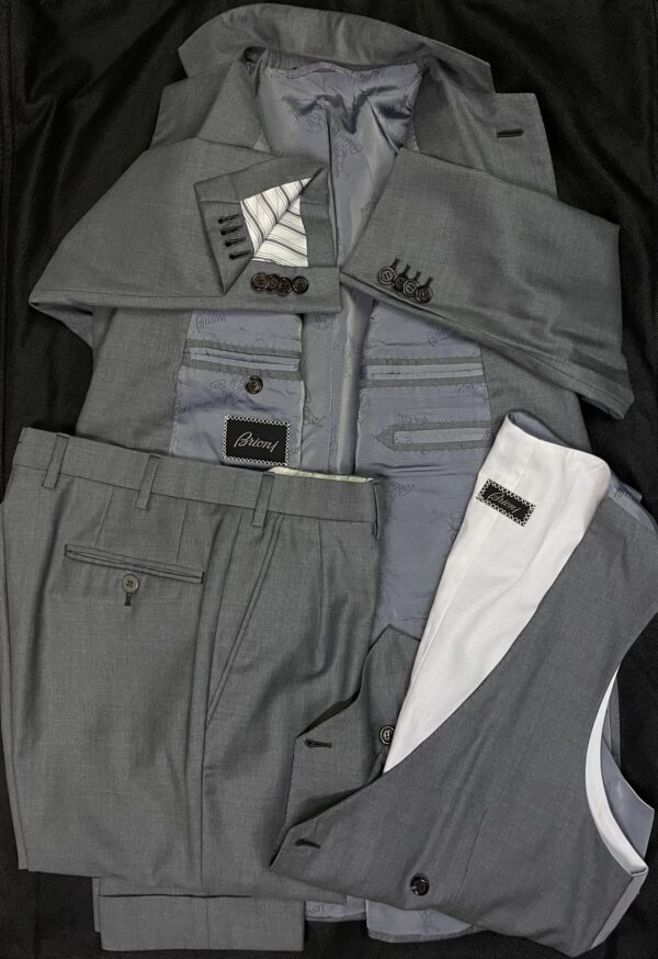 【Brioni ブリオーニ】スミズーラMTO 合い物 スリーピース3P 美麗グレースーツ MADISON 44～46 灰色無地 - 画像 (6)