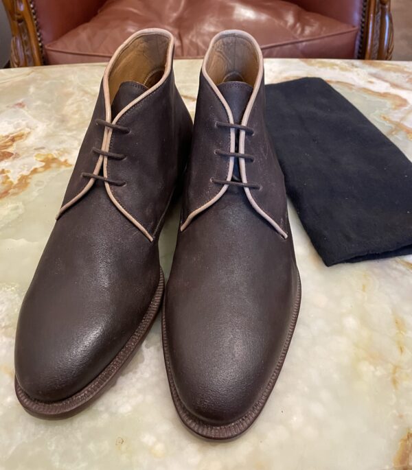 【RICCARDO BESTETTI リカルドベステッティ】新品 ヌバック革チャッカブーツ靴 39.5サイズ25cm位 茶色