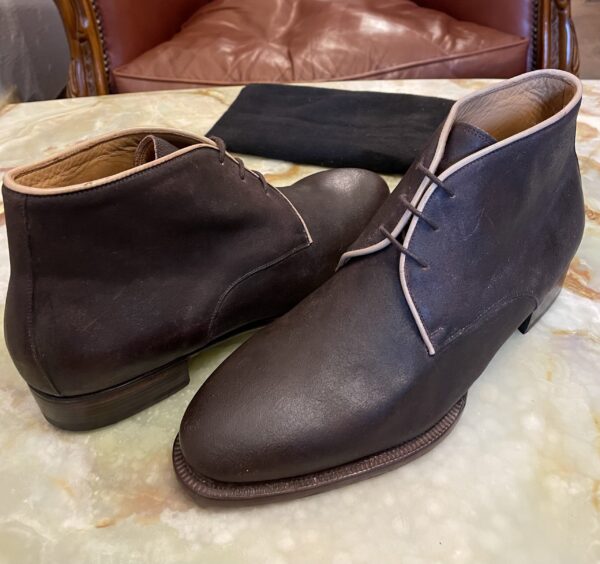 【RICCARDO BESTETTI リカルドベステッティ】新品 ヌバック革チャッカブーツ靴 39.5サイズ25cm位 茶色 - 画像 (2)