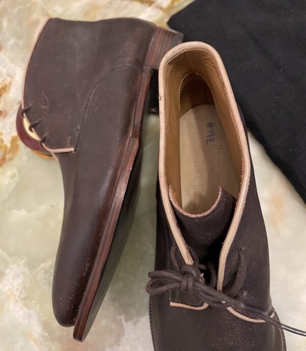 【RICCARDO BESTETTI リカルドベステッティ】新品 ヌバック革チャッカブーツ靴 39.5サイズ25cm位 茶色 - 画像 (4)