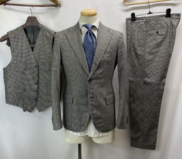 【Sartoria Formosa フォルモサ】最高峰ナポリ仕立て ビスポーク注文服 スリーピース 千鳥格子柄スーツ 44～46
