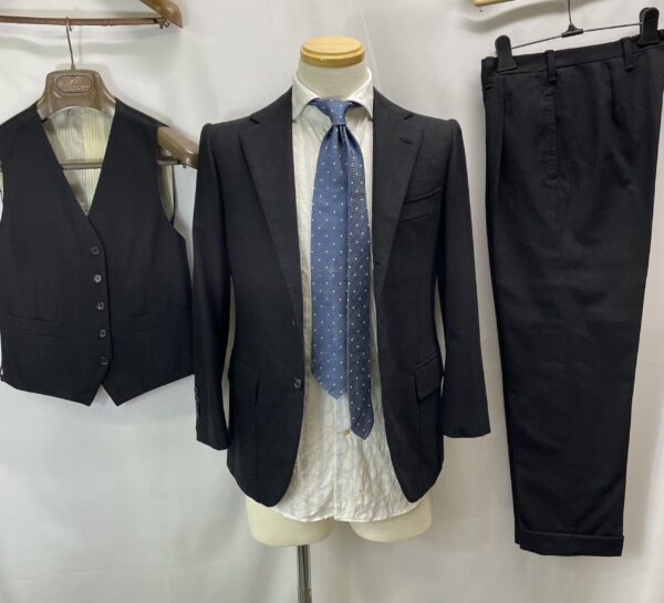 【COSTANTINO コスタンティーノ】ビスポーク注文服 ヴィンテージ生地 3Pスリーピース ダークグレースーツ 42～44{sold out thanks!} - 画像 (2)