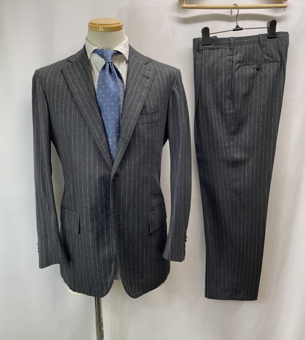 【SARTORIA SABINO サビーノ】手仕事ナポリ仕立て 秋冬向け ピンストライプ柄 グレースーツ 48{sold out thanks!}