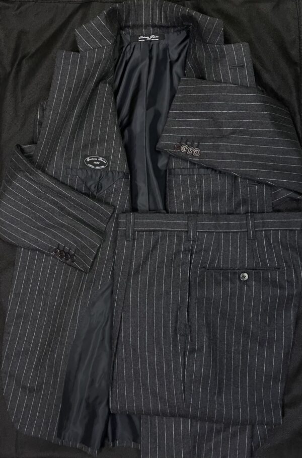 【SARTORIA SABINO サビーノ】手仕事ナポリ仕立て 秋冬向け ピンストライプ柄 グレースーツ 48{sold out thanks!} - 画像 (4)