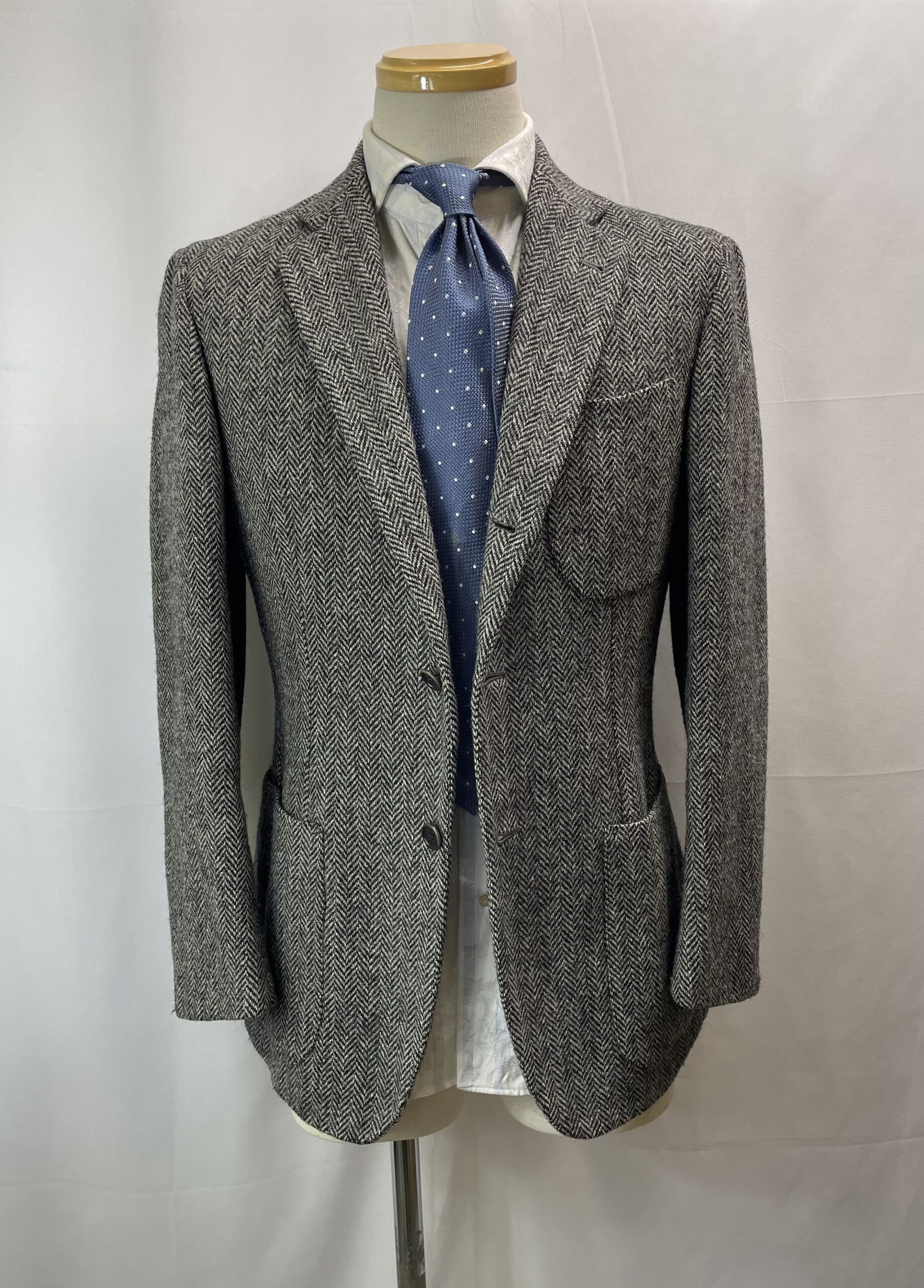 【SARTORIA SABINO サビーノ】手仕事ナポリ仕立て 秋冬向け ヘリンボーン織柄 ハリスツイード ジャケット 46 - 画像 (2)