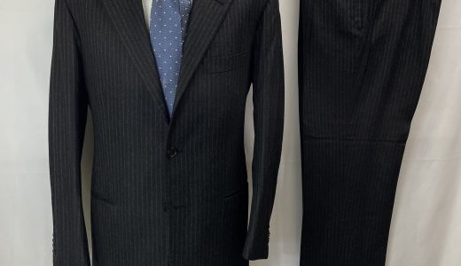 【Kiton キトン】秋冬春向け サキソニーウール ストライプ柄 定番グレースーツ 52 XL