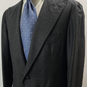 【ORAZIO LUCIANO オラツィオ ルチアーノ】秋冬向けウール 芯地無しアンコン仕立て ピークドラペルジャケット 52 MTO グレー色
