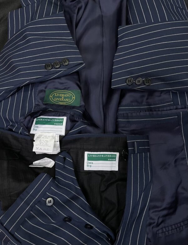 LIVERANO & LIVERANO リベラーノ】合い物ウール ストライプ柄ネイビー