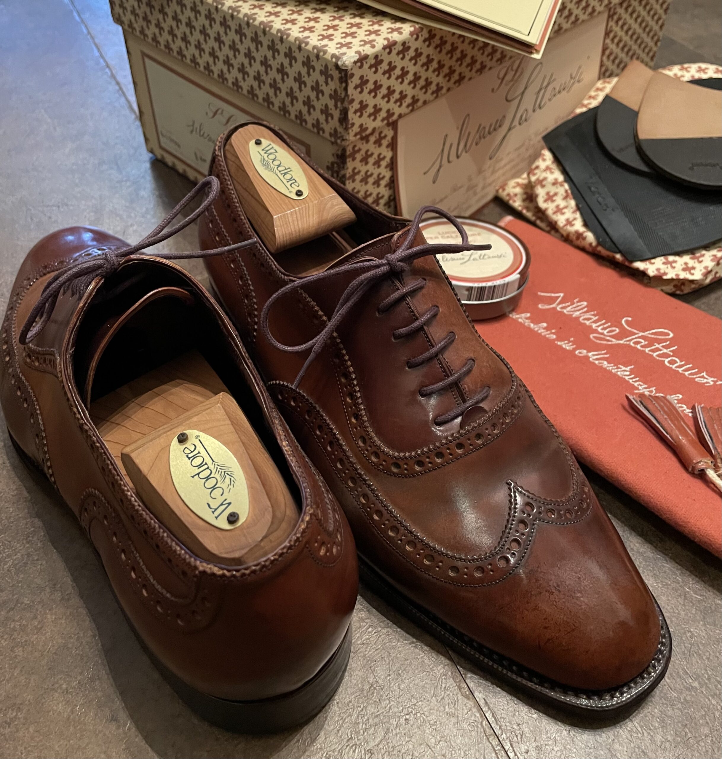 【Silvano Lattanzi シルバノラッタンジ】コードバン馬革ウイングチップ内羽根シューズ靴 6.5 25~25.5cm 茶色 - 画像 (4)