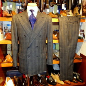 【サルトリオ sartorio】新品 秋冬向け チェック格子柄 ダブルスーツ 48 グレー